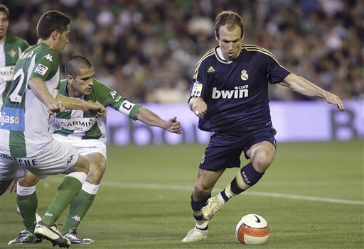 PG电子线上登入-皇马碾压法国，罗本一己之力扛起全队的简单介绍