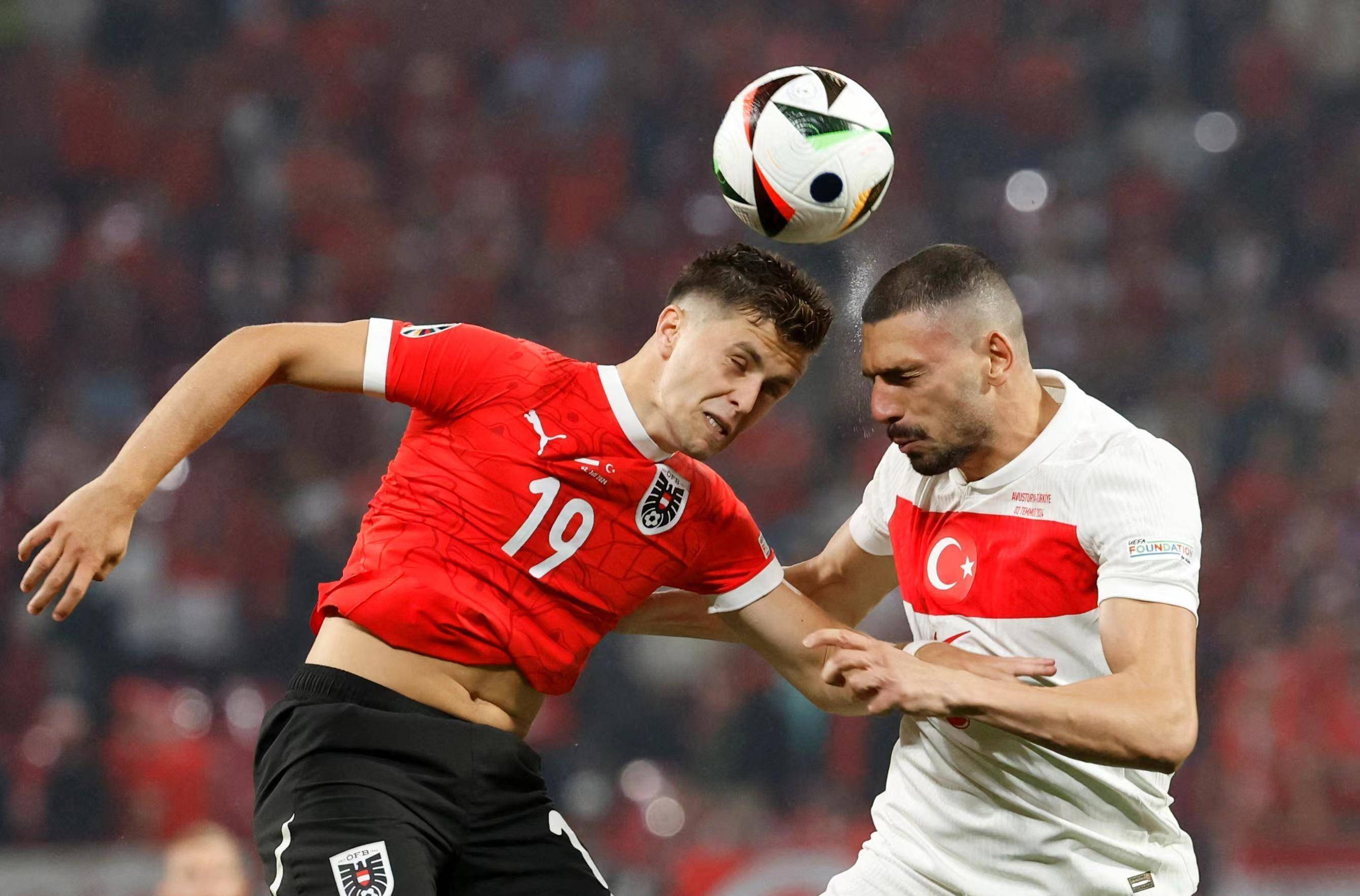 包含欧洲国家队实力碰撞，角逐决胜时刻的词条