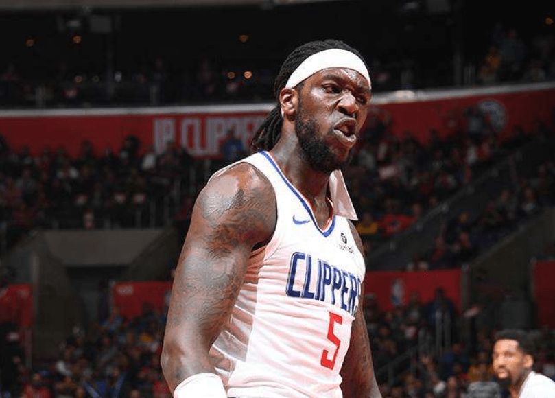 包含老鹰击败爵士，实力超群，盼望继续连胜！的词条