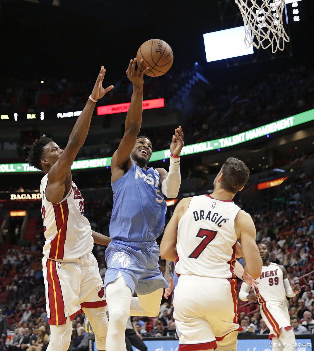 森林狼横扫勇士，客场夺得胜利