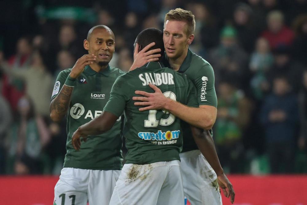 关于摩纳哥客场不敌圣埃蒂安，主帅调整战术布局的信息