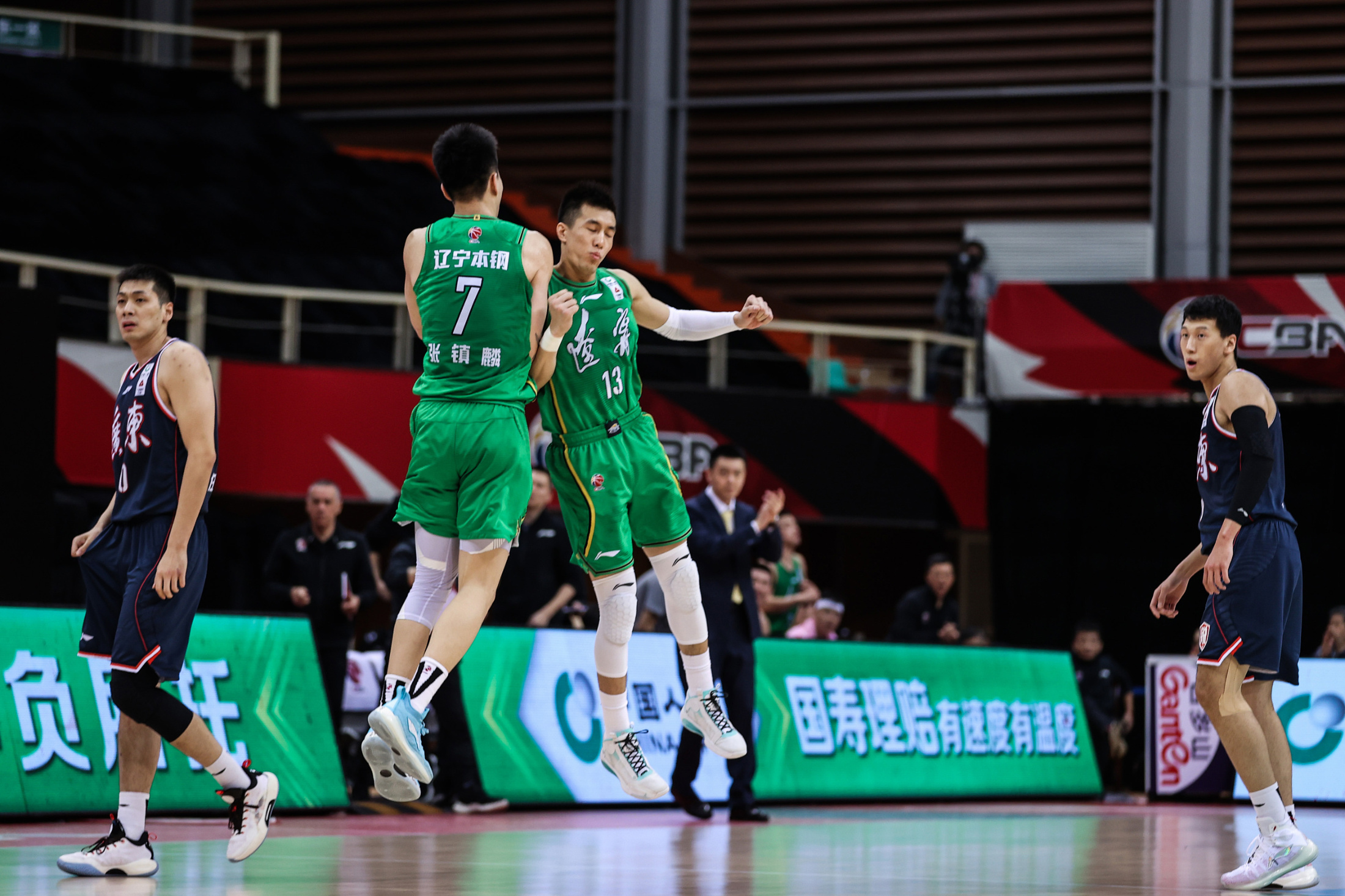 包含天津队险胜热火,郭艾伦状态火热的词条 包含天津队险胜热火,郭艾伦状态火热的词条